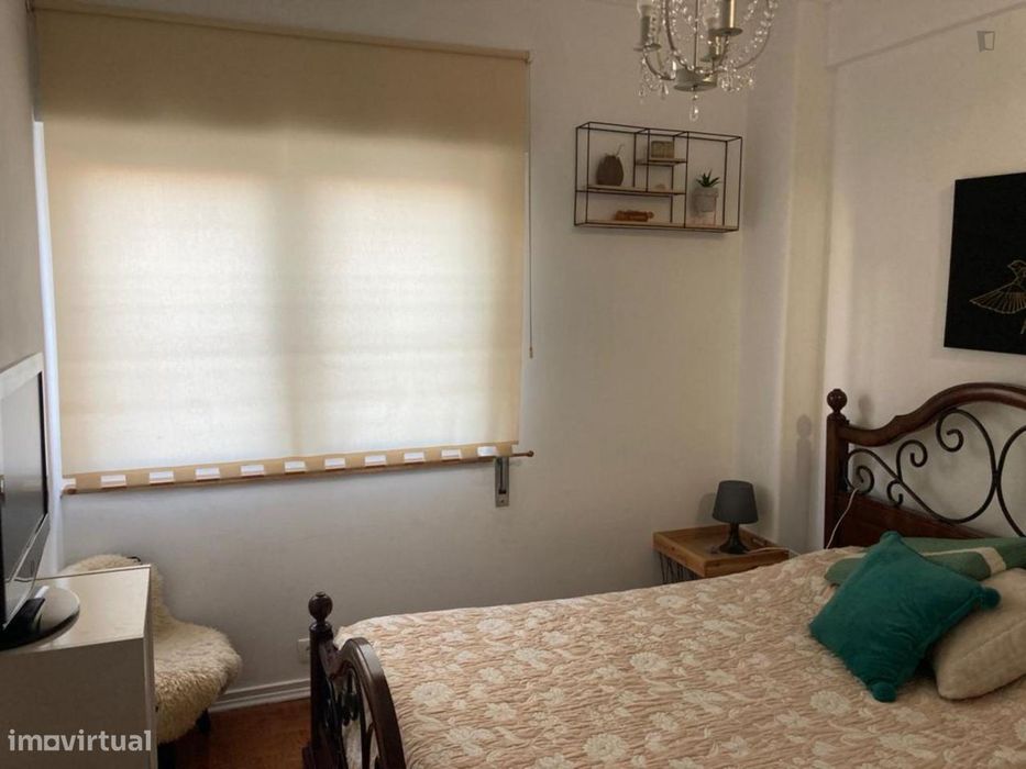 620821 - Confortável quarto duplo com wc em...