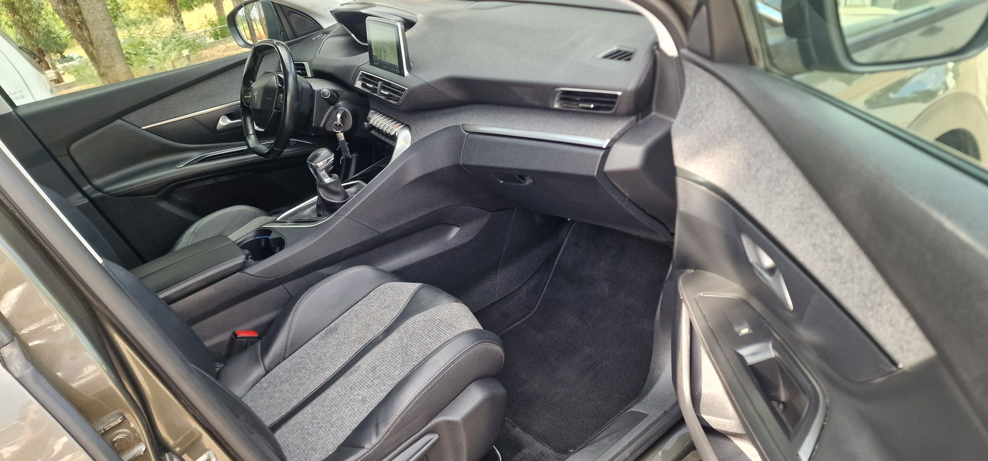 Peugeot 3008 1.5 130cv Nacional