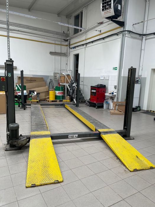 Podnośnik czterokolumnowy 3500 kg CAR LIFT