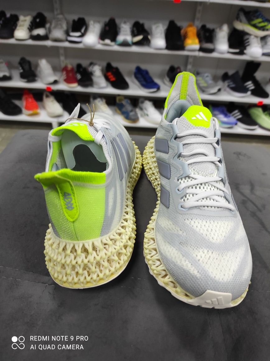 ОРИГІНАЛ 100% Кросівки Adidas 4DFWD 3 Running IG8993 36