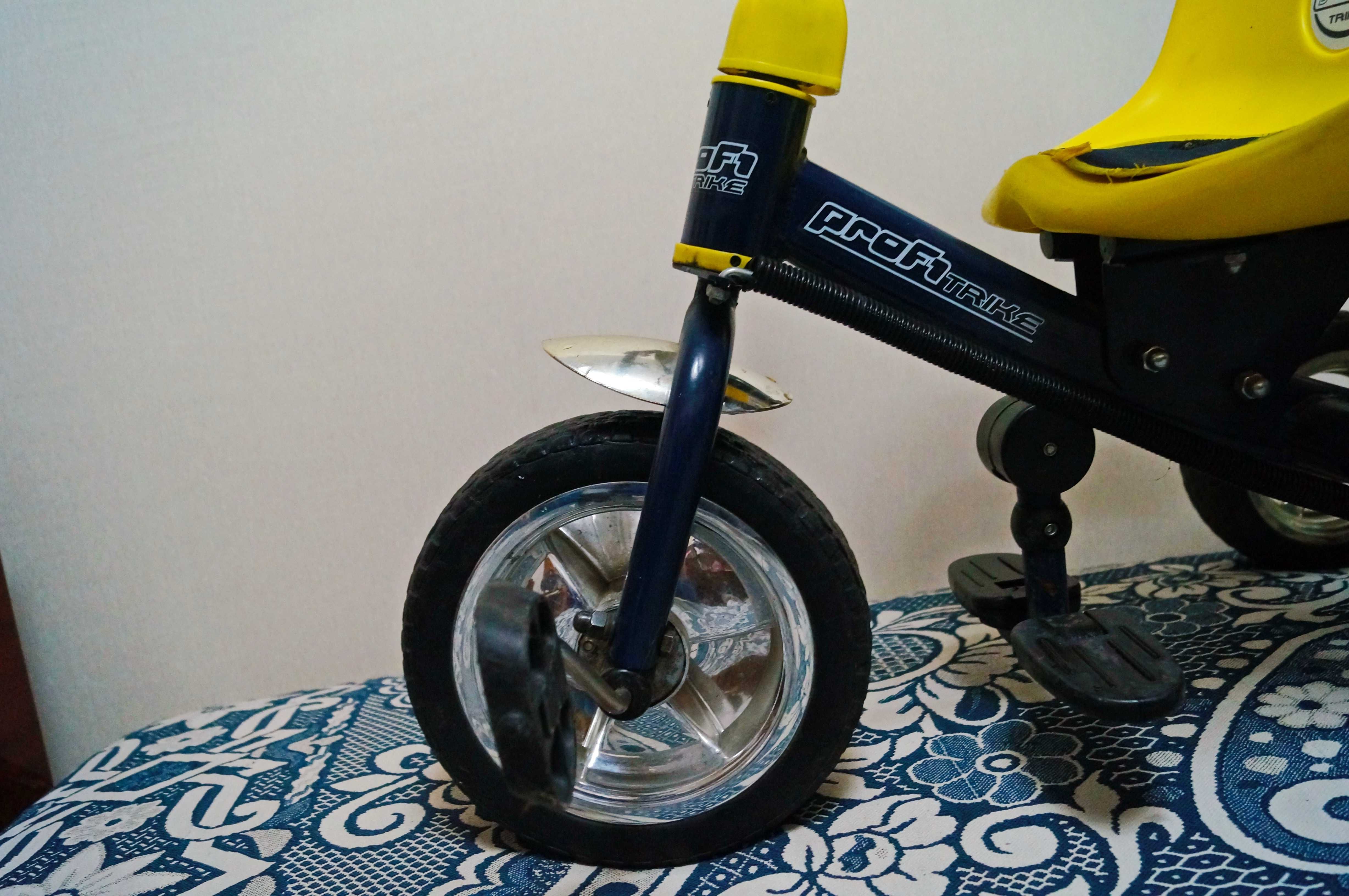 Велосипед трехколесный  Profi Trike с родительской ручкой