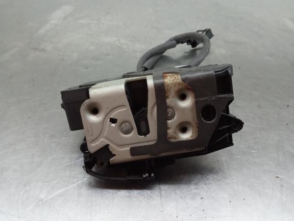 Fechadura / fecho porta frente direito FORD Focus III Carrinha