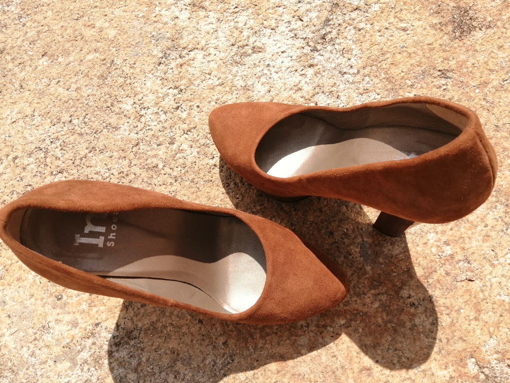 Sapatos mulher (pele)