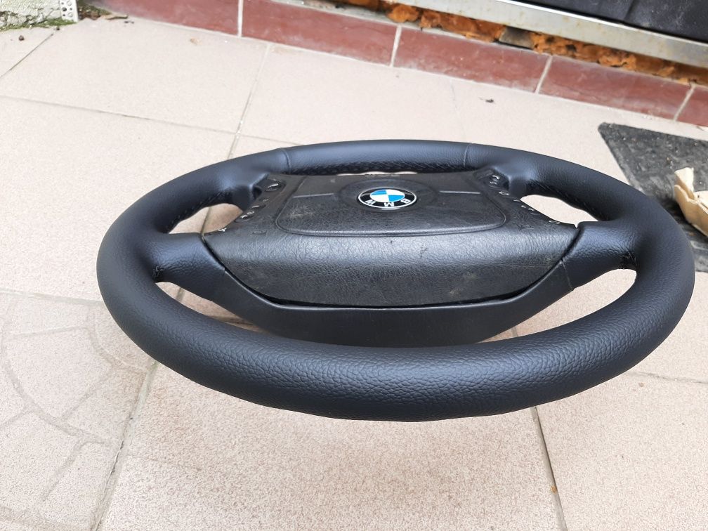 Продам руль с подогревом на BMW E39 E38 E34 E32 E36 БМВ Е38 Е39 Е34