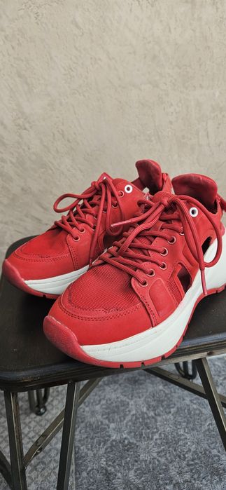 Кроссовки Zara летние