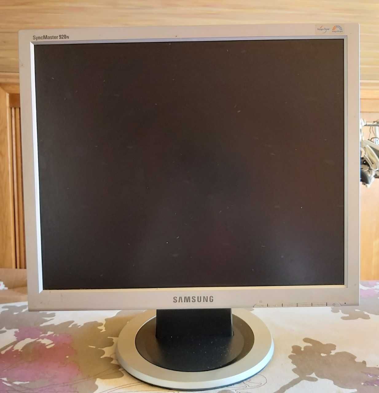 Monitor Samsung cinzento