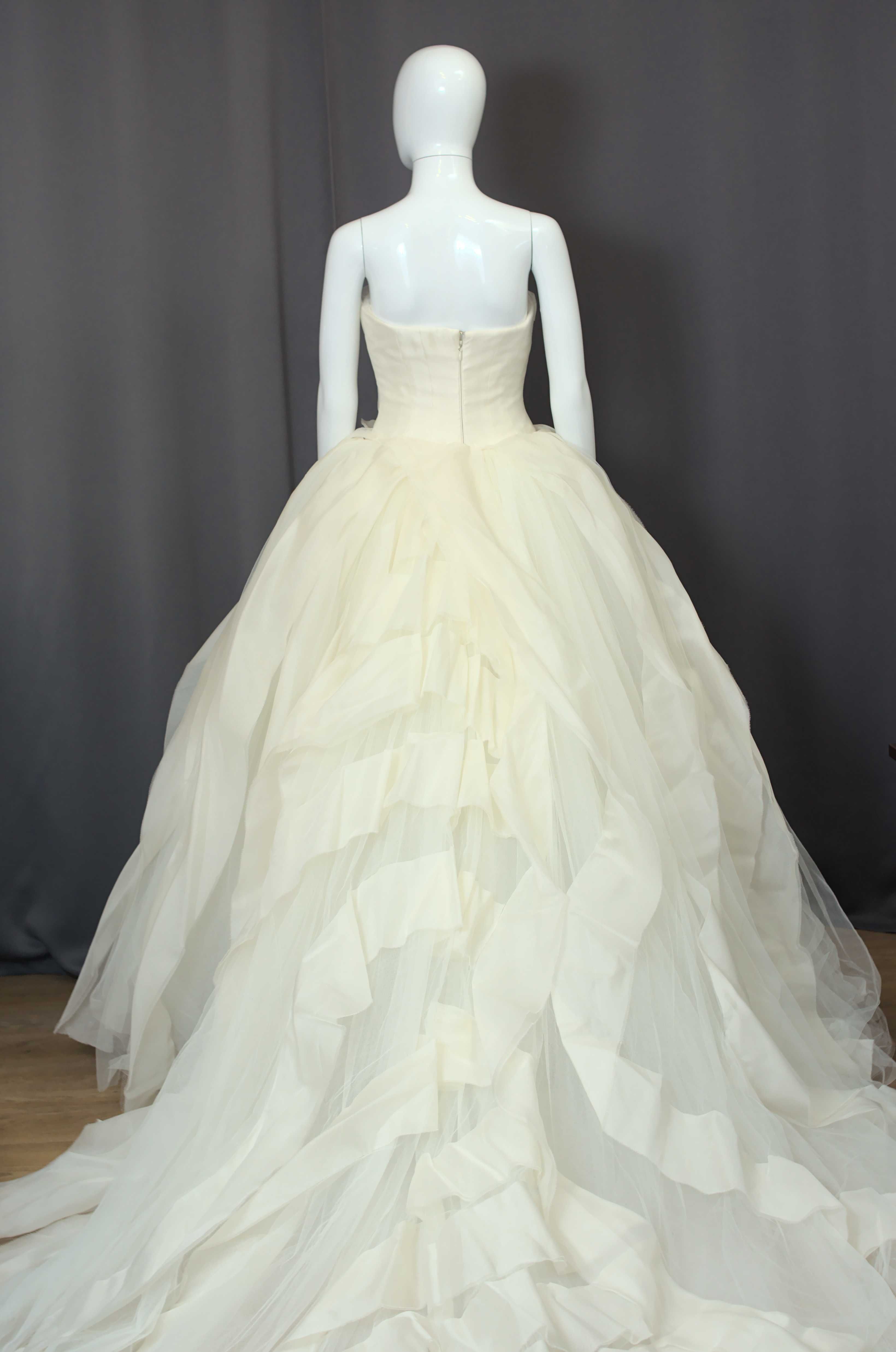 Весільна сукня Vera Wang. Оригінал. Продаж. Оренда. Свадебное платье.