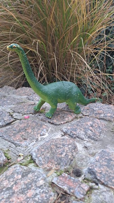 Динозавр брахіозавр великий