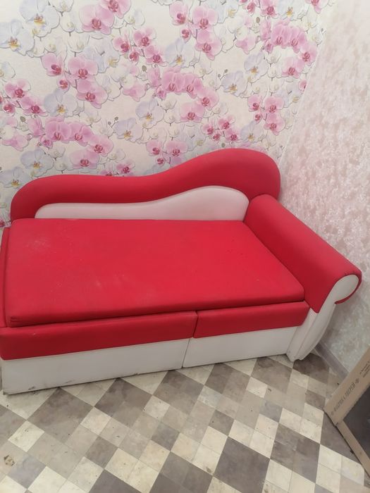 Продам детский диван