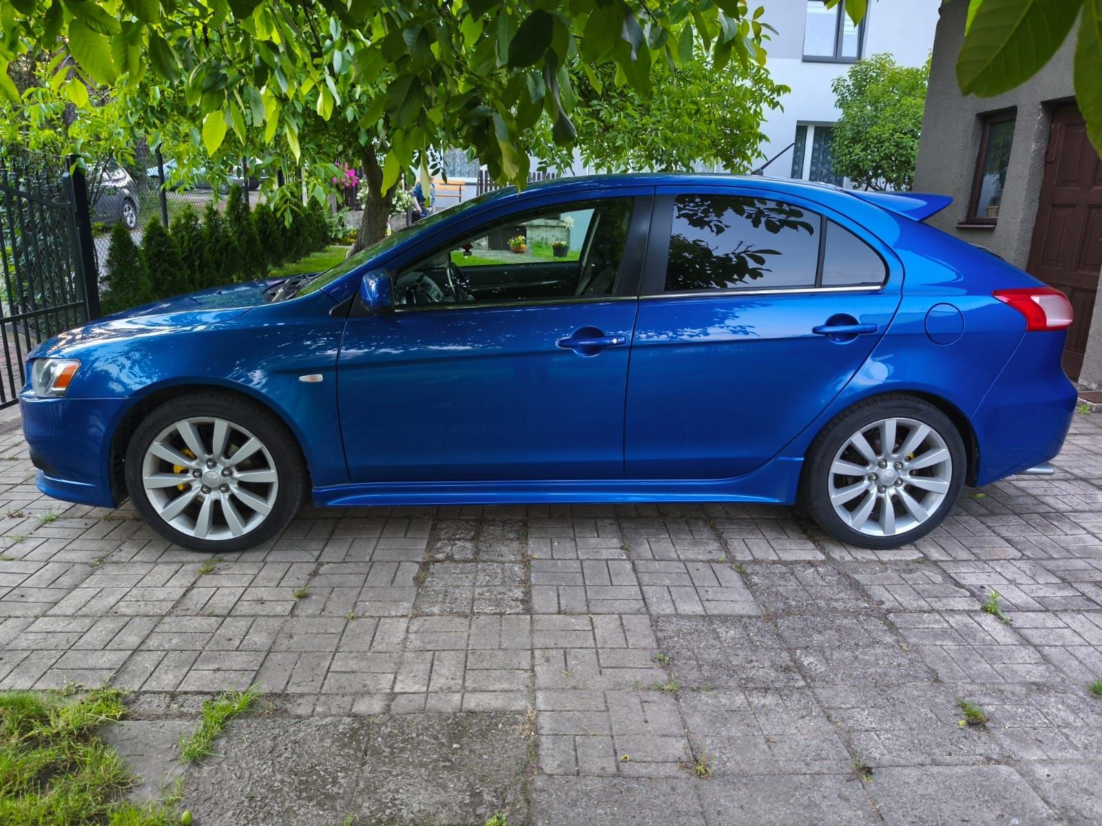 Mitsubishi Lancer