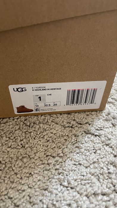 Ботинки UGG 32,5 розмір