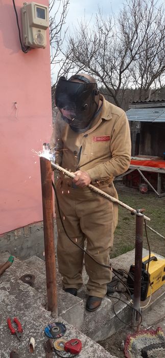 Сварщик Сварочные работы Зварник