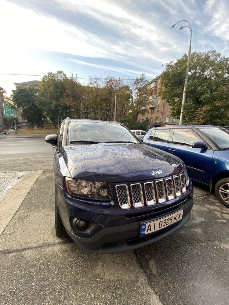 Продам Jeep compass