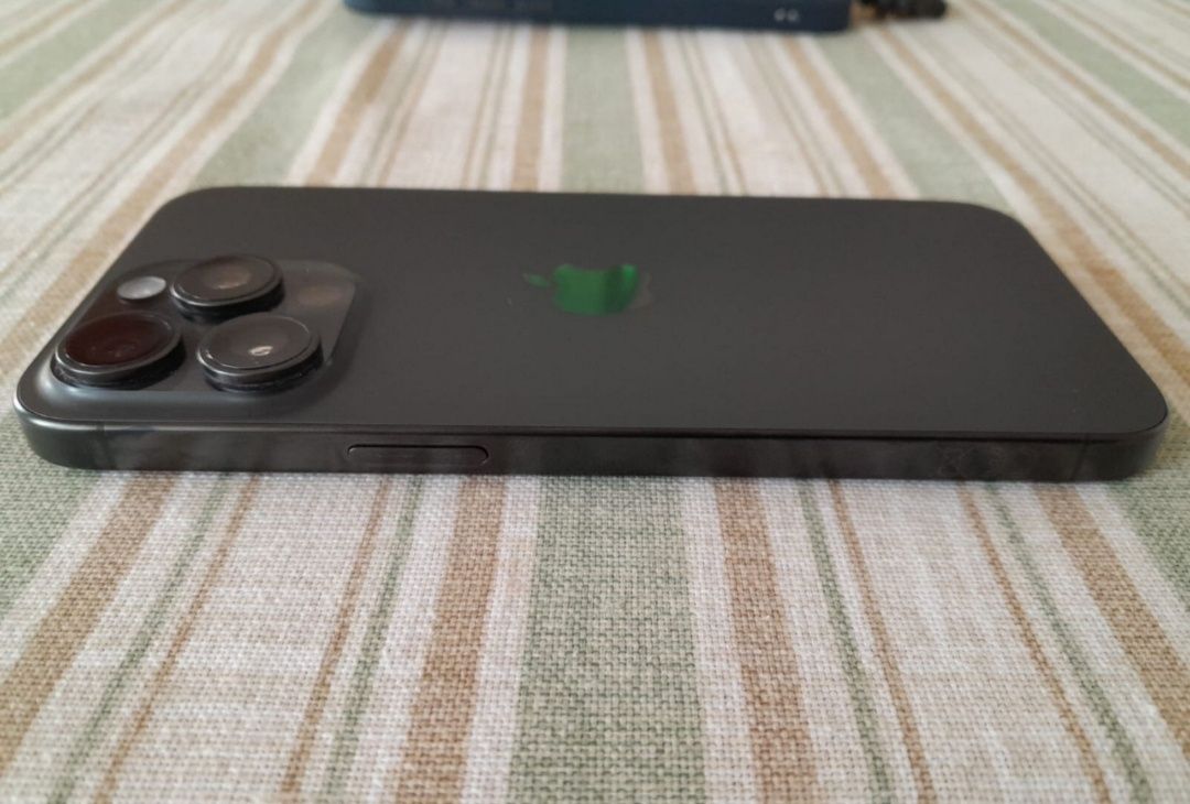 Iphone 15 pro 128gb