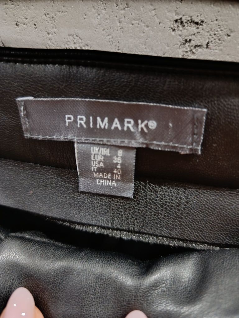 Spodnie skórzane Primark S