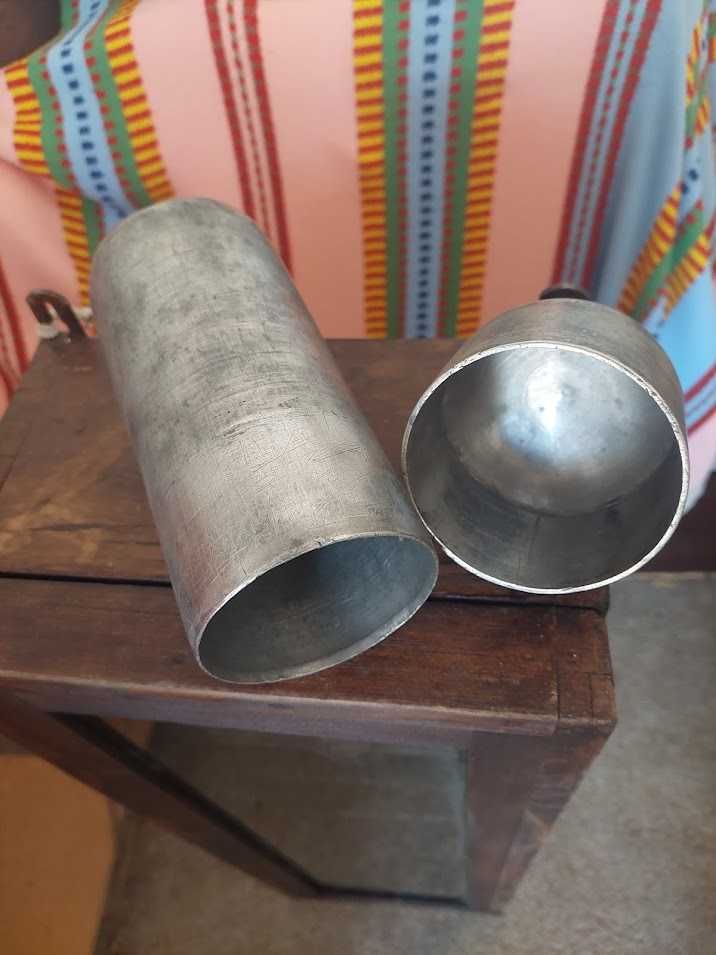 Recipiente de medida metálico