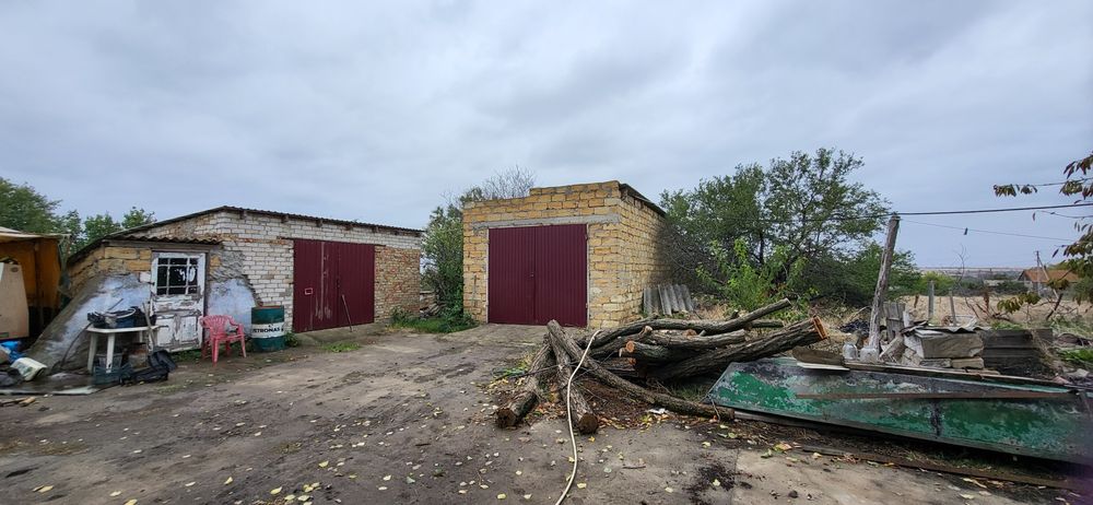 Продам дом в жилом состоянии.