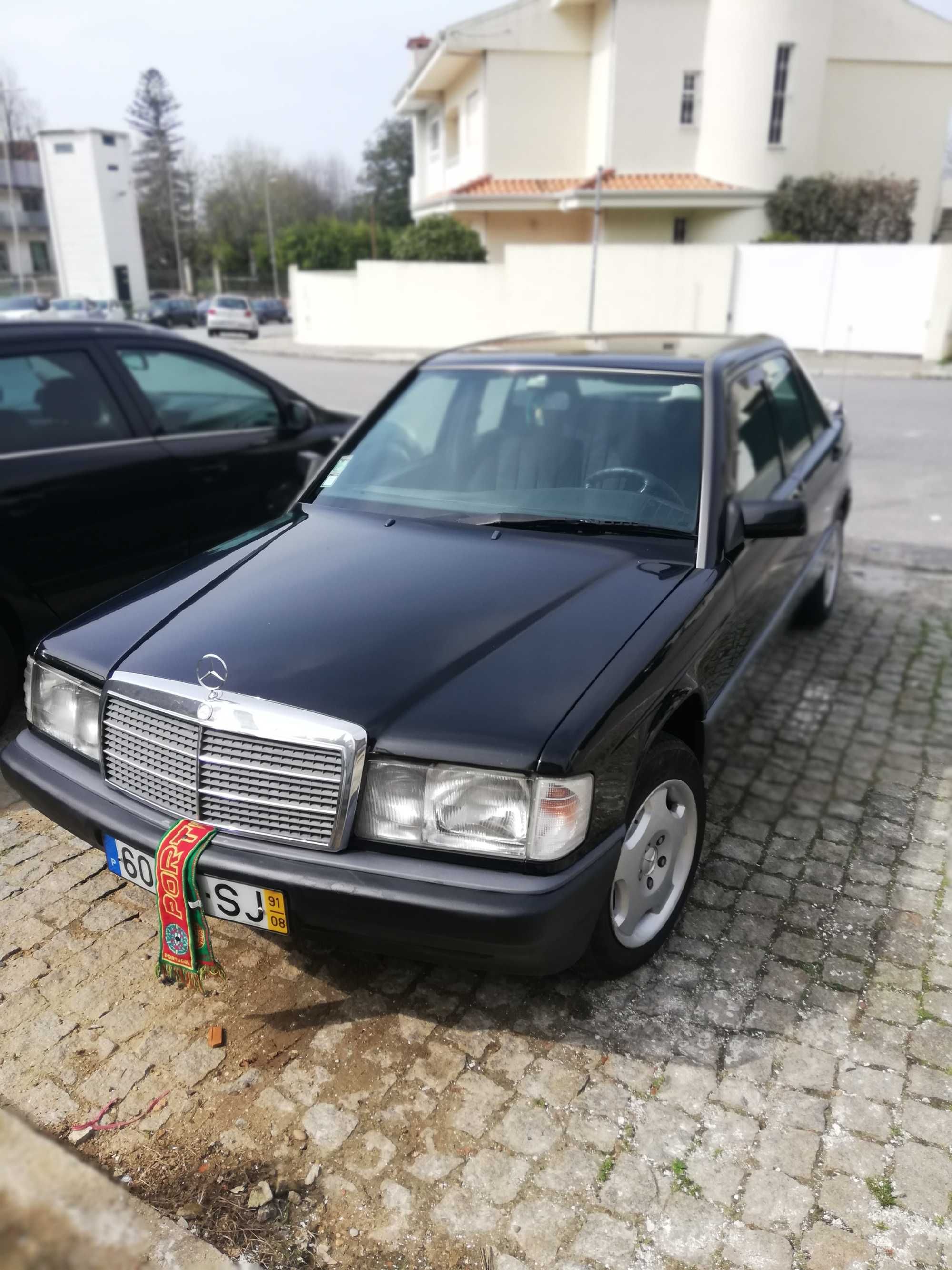 Mercedes-Benz 190 2.5
