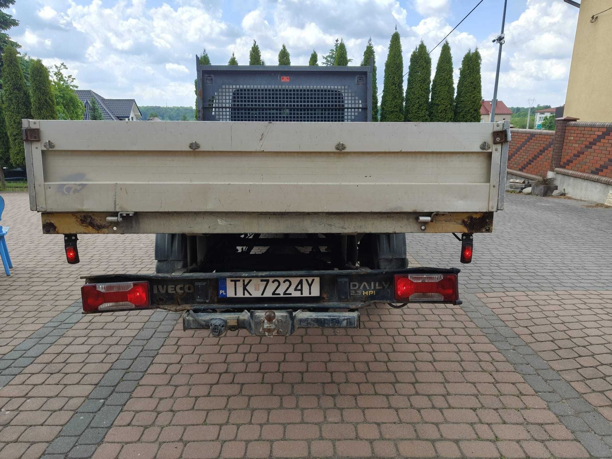 Iveco Daily 35 S 12 D – Brygadówka 7-osobowa – 2009 r.