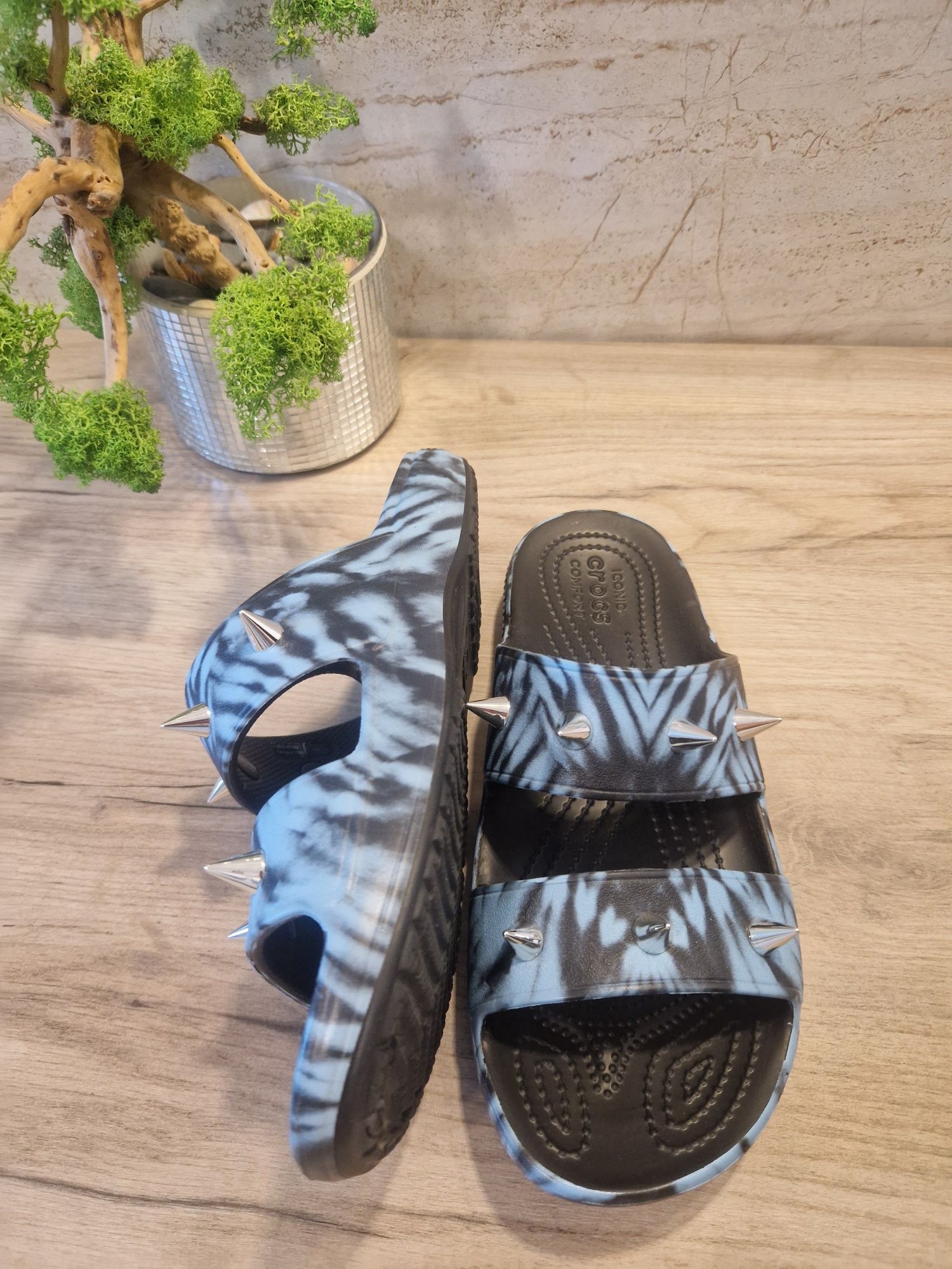 Crocs Klapki Classic Rebel Sandal r. 39 - 40 , 26,5 cm nowe