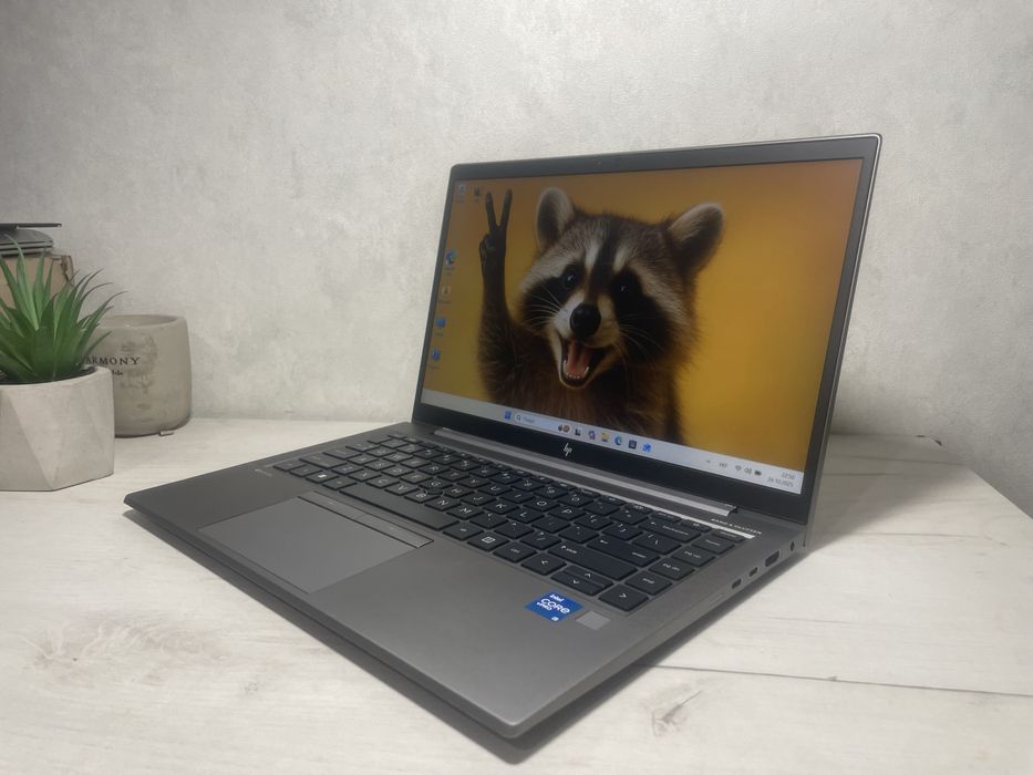 МЕТАЛЕВИЙ HP ZBook Firefly 14 G8 i5-1135g7 16GB/256GB SSD FullHD IPS