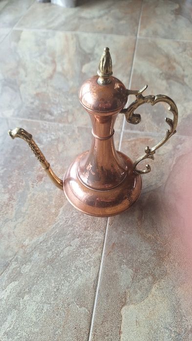 Jarra vintage em cobre