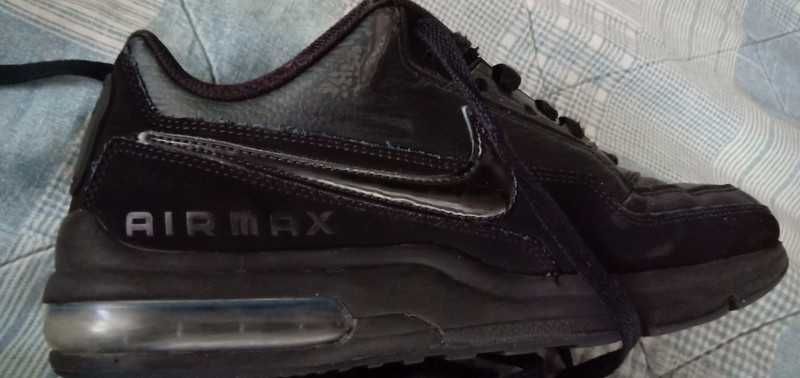 Tênis Nike Air Max n.40