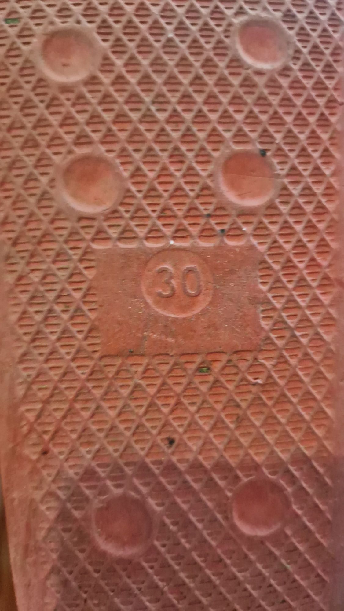 klapki chłopięce r. 30
