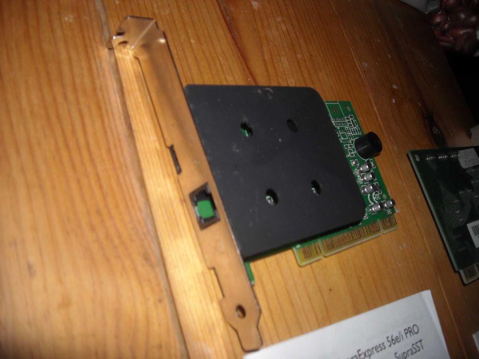 Placa Modem muito antiga com drivers