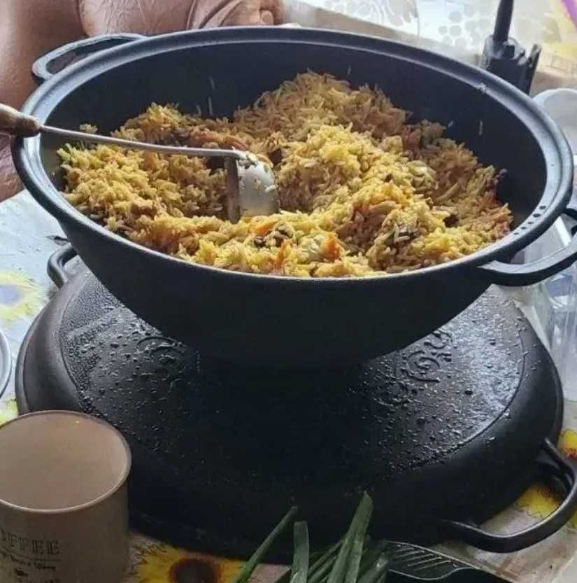 Казан чавунний узбецький об`ємом 8 л WOK із кришкою-сковородою