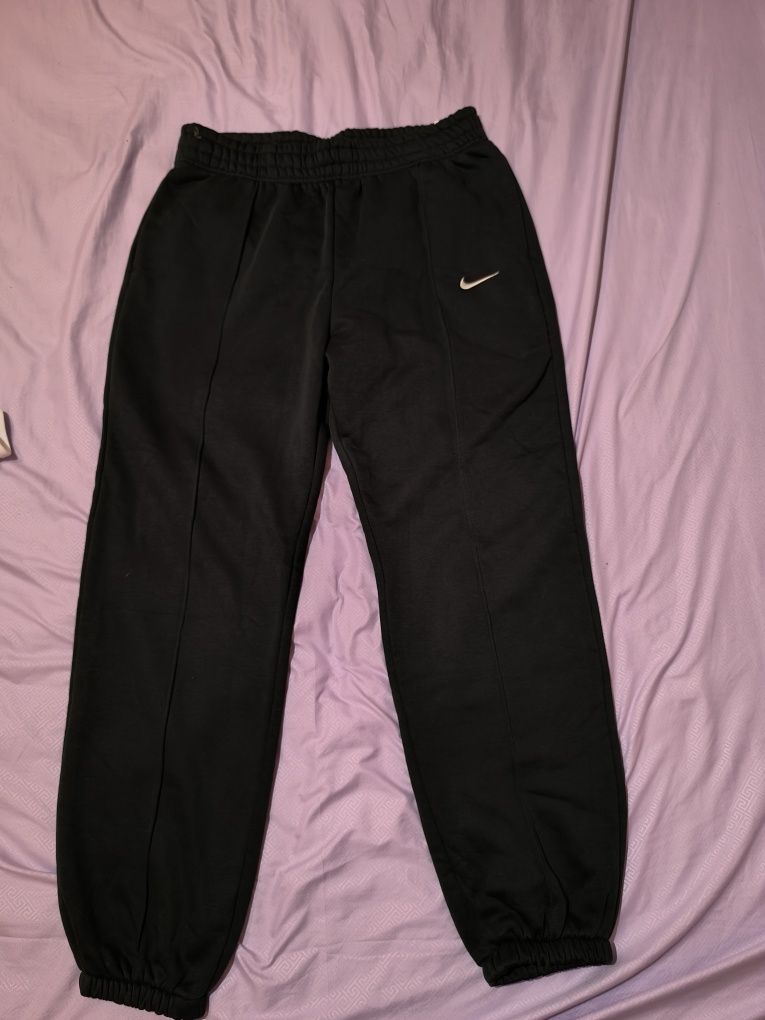 Новые фирменные штаны на флисе Найк, Nike