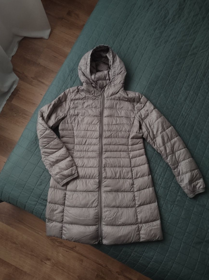 Uniqlo rozmiar M puchowy płaszcz pikowany damski