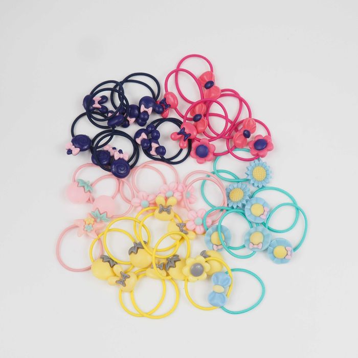 zestaw 41 kolorowych gumek dla dziewczynki