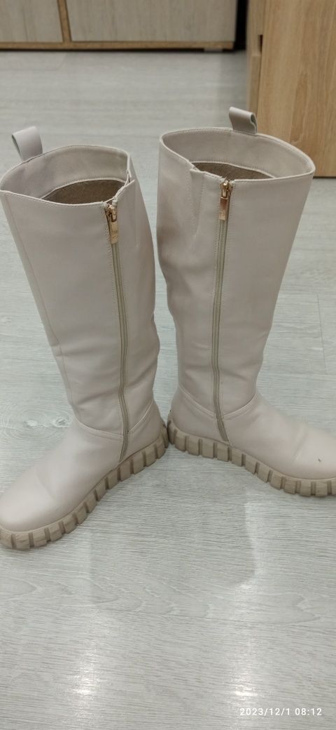 Buty damskie kozaki oficerki