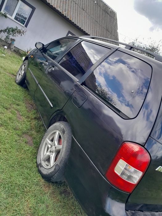 Продам  терміново Mazda MPV