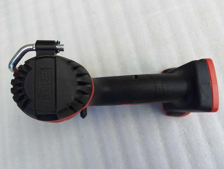 Акумуляторний будівельний фен Milwaukee M18 2688, оригінал