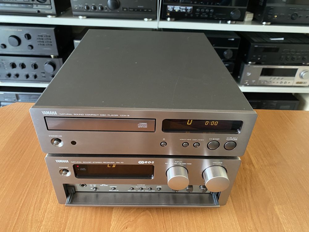 Wieża Yamaha RX-10, CDX-9 Audio Room