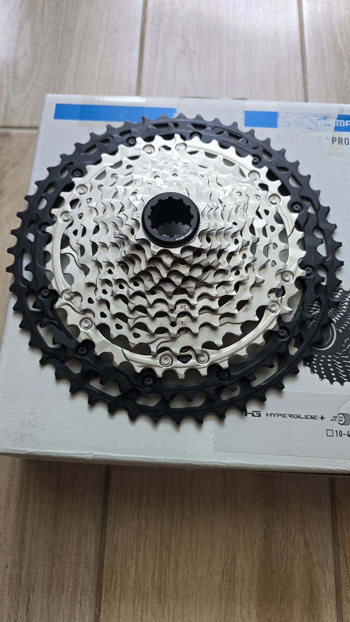 Kaseta shimano xt m8100
