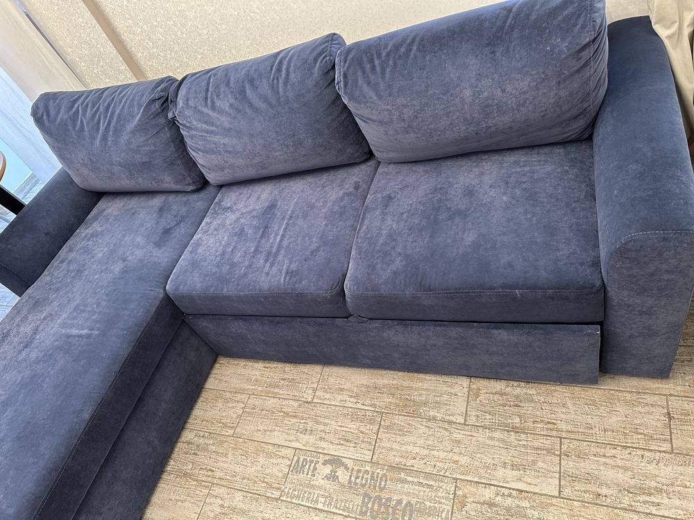 Диван відсувний (2 спальних місця) і з місцем зберігання 230x150