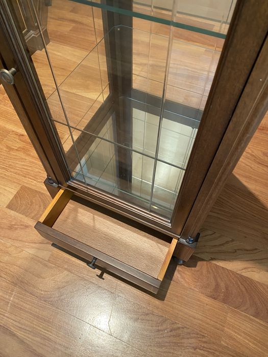 Movel vitrine 3 prateleiras|2 gavetas