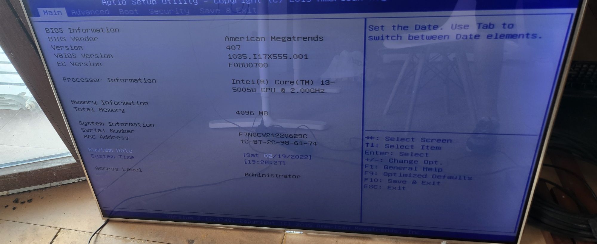 Laptop Asus X555L wyłamane zawiasy