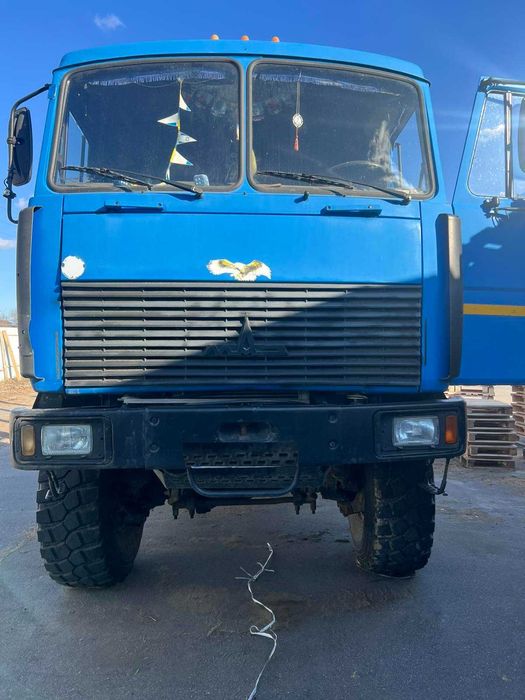 Лісовоз МАЗ  з навантажувачем Атлант до 2т.