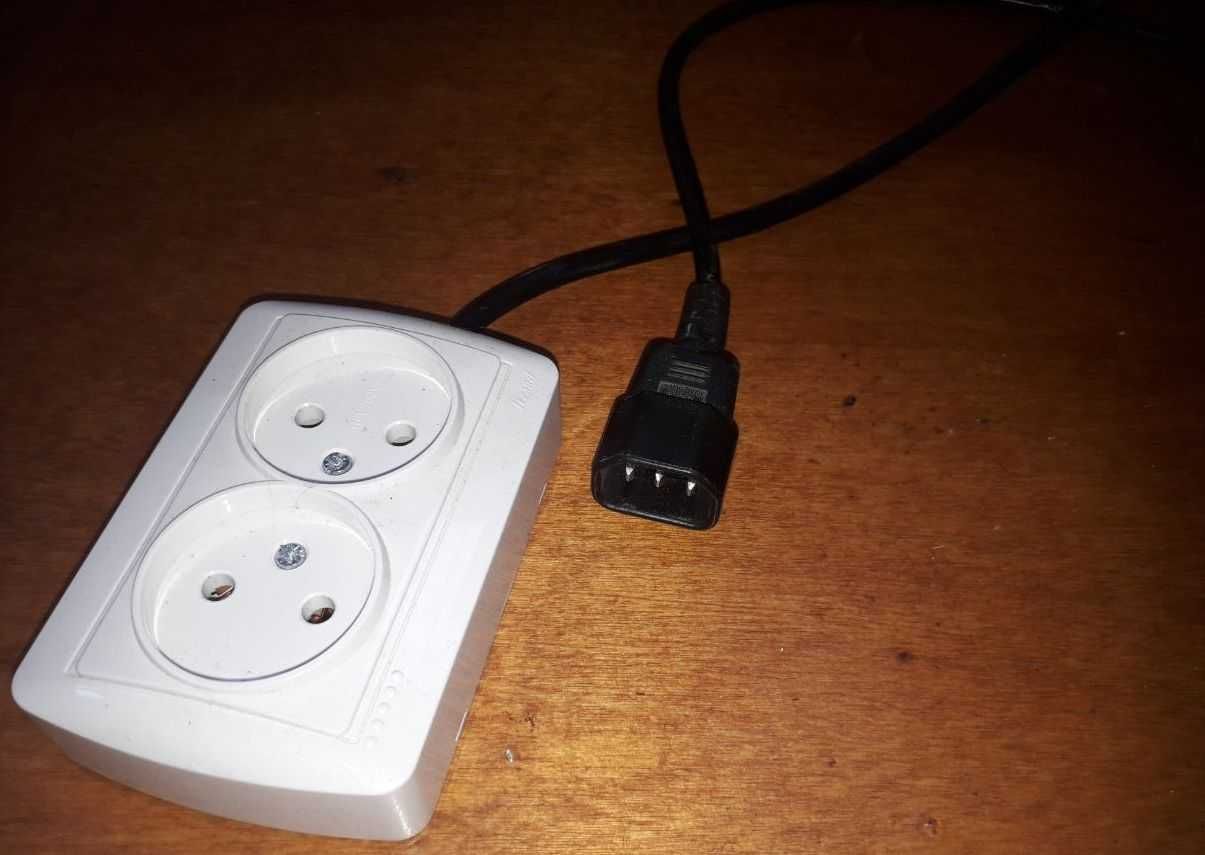 Інвертор ДБЖ Powercom BNT-600A