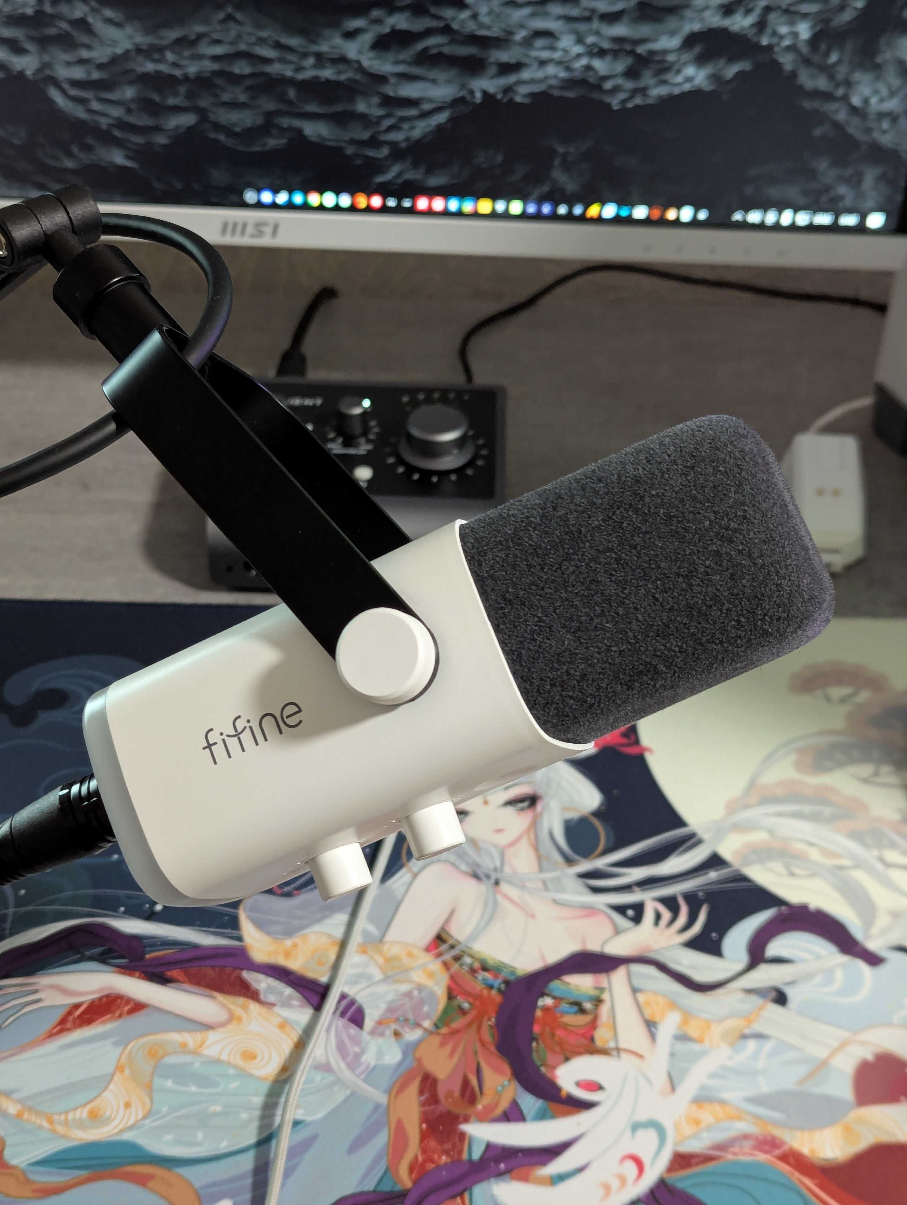 Продам мікрофон Fifine AM8