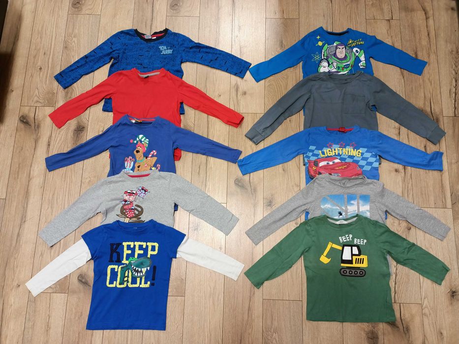 Paka ubrań dla chłopczyka rozmiarem 110/116