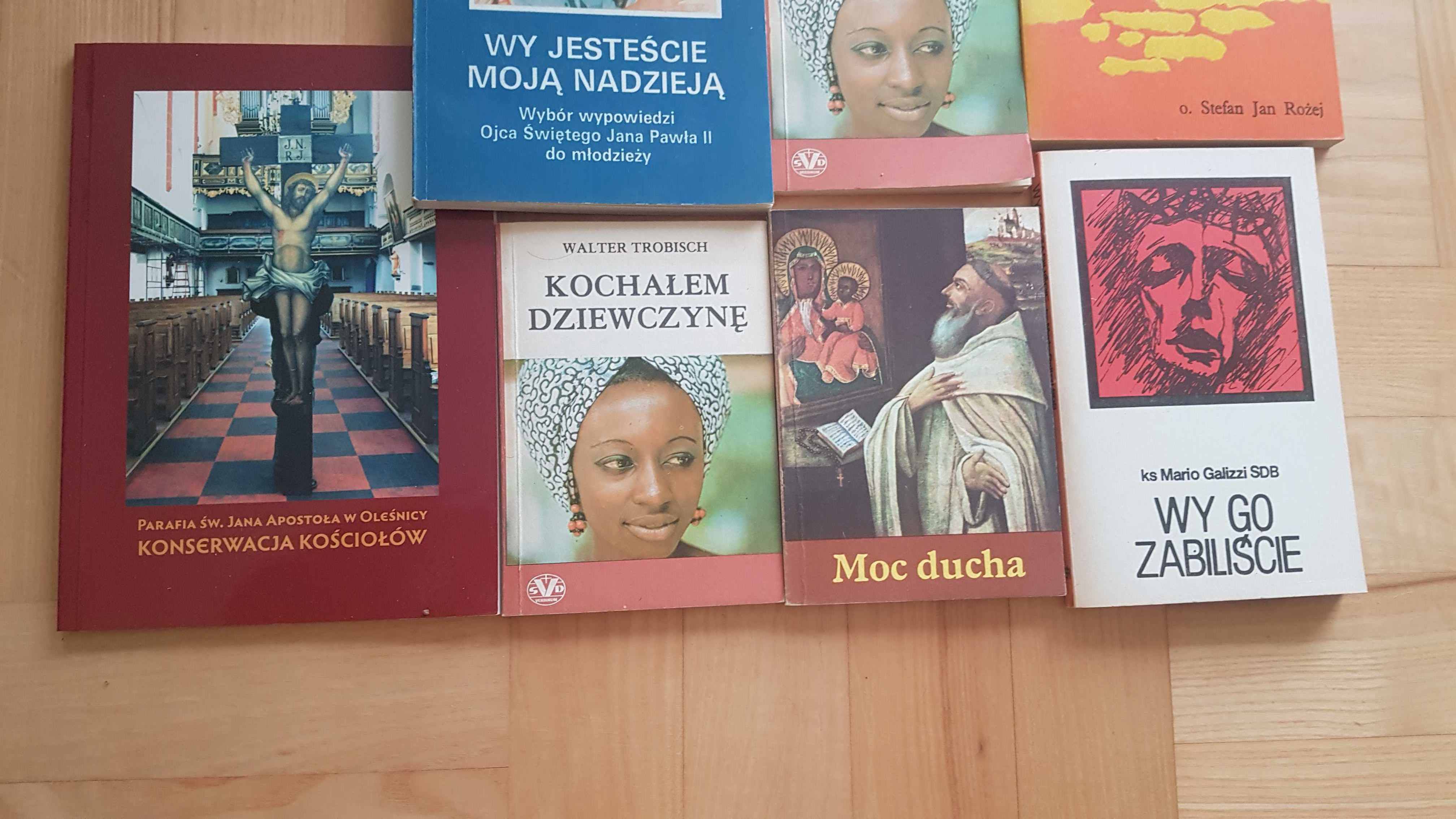 Książki religijne zestaw 7 sztuk