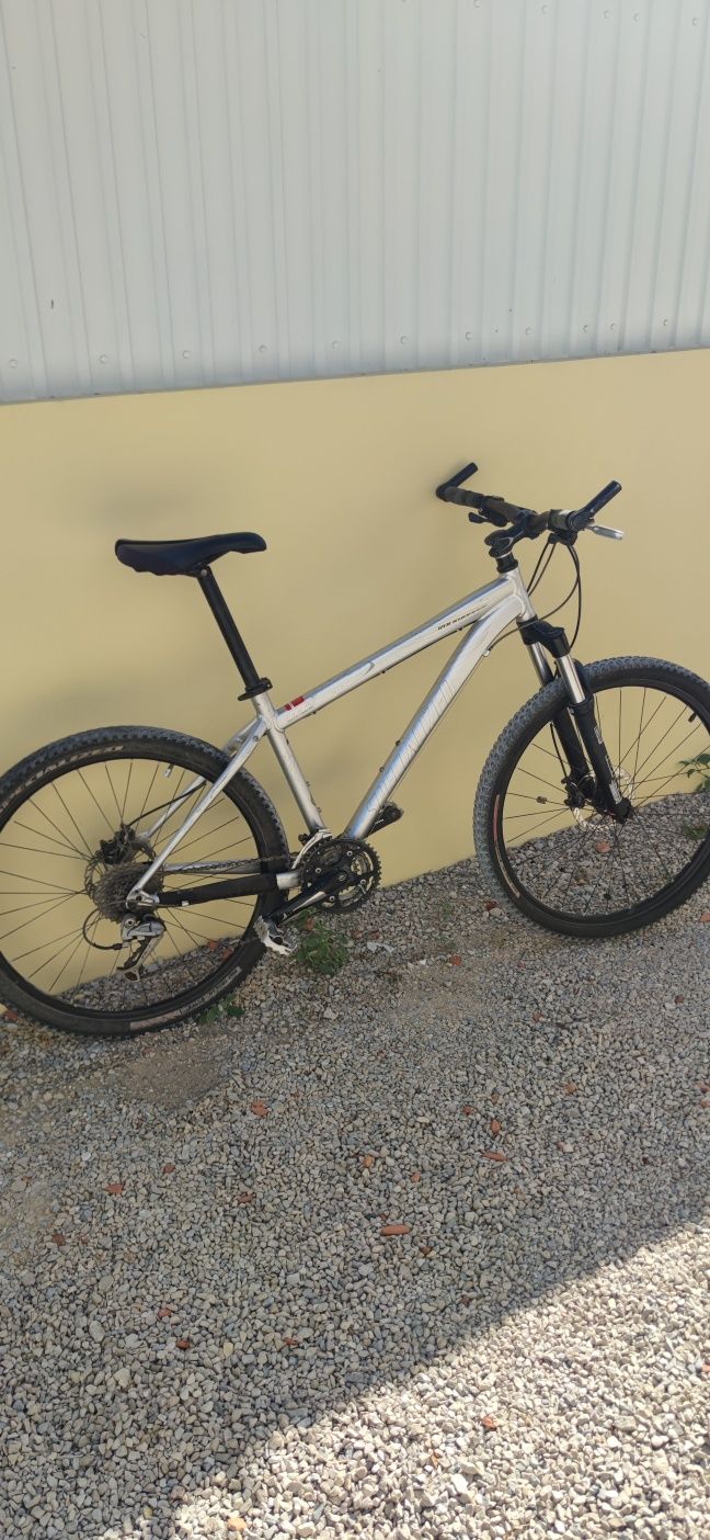 Bicicleta Specialized Rockhopper