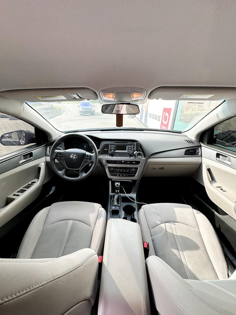Автомобіль Hyundai Sonata