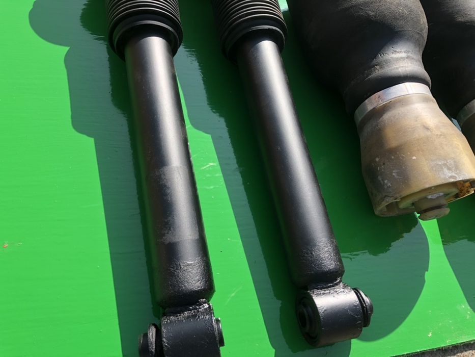 Пневмо балон BMW X5 стойка Е53 амортизатор