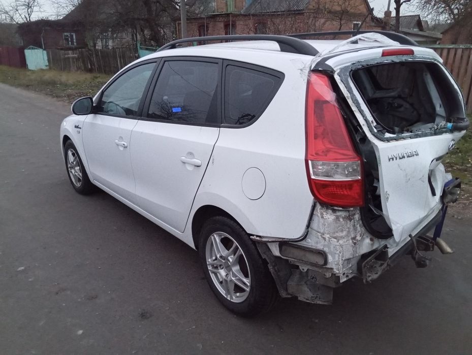 Hyundai i30 1.6 crdi 2010рік після ДТП